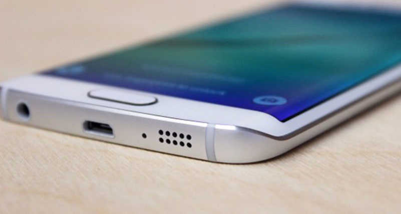 Defect in the Samsung Galaxy allows hackers to spy on you through your camera phone