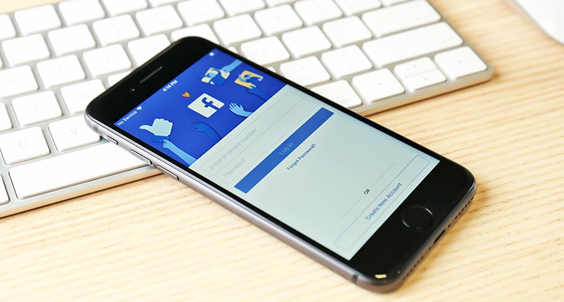 What are the benefits of a Facebook Application to my company !